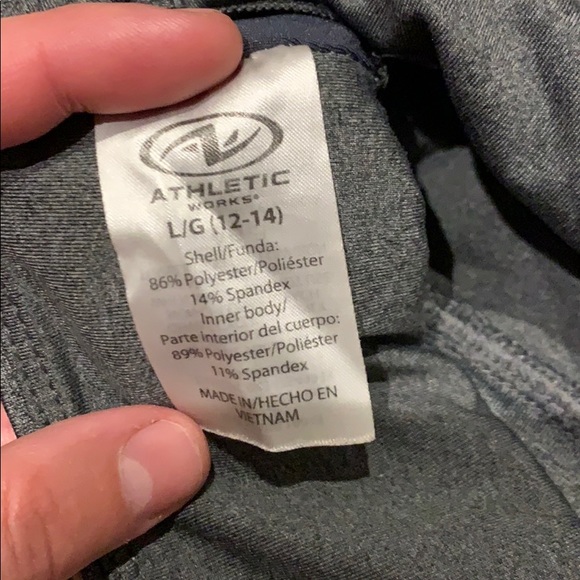 Sports bras - Picture 5 of 5